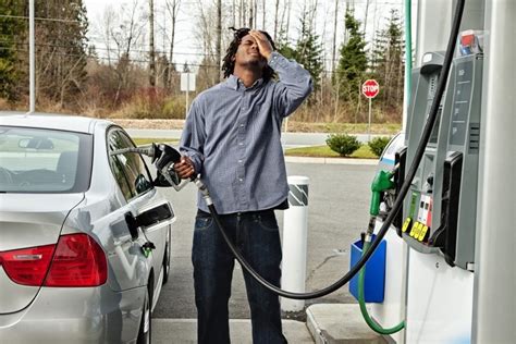 how to put gasoline in a car: the art of storytelling